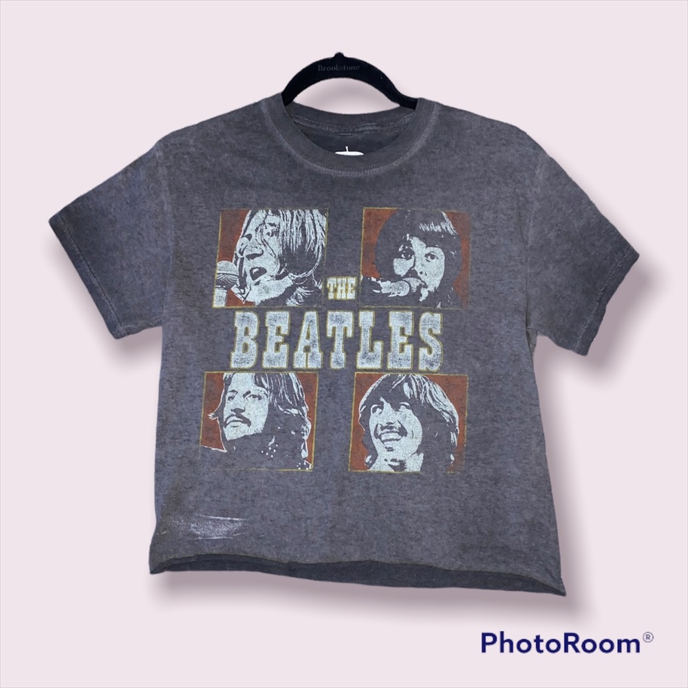 Small cropped Beatles T-shirt